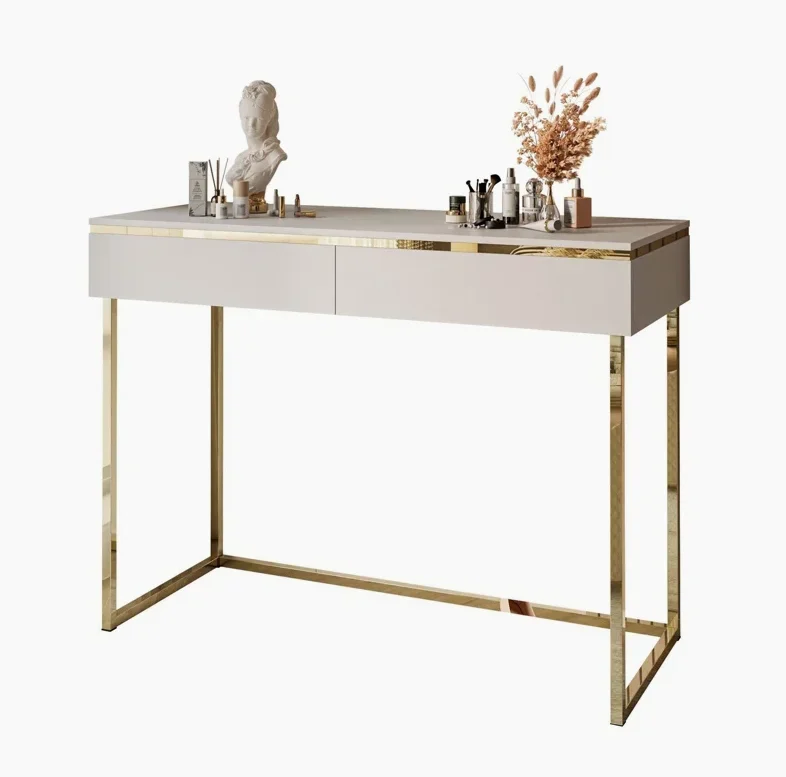 Toaletka do sypialni ze stali  – Z. A. Furniture recenzja i cena